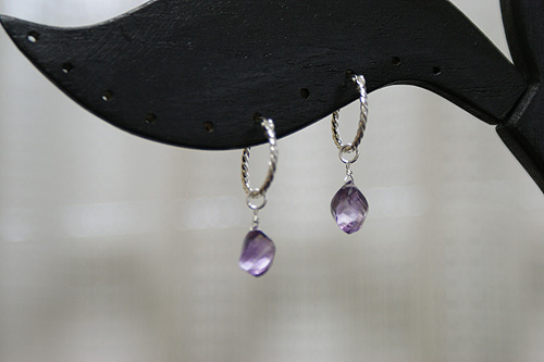 20090717pierced4.jpg